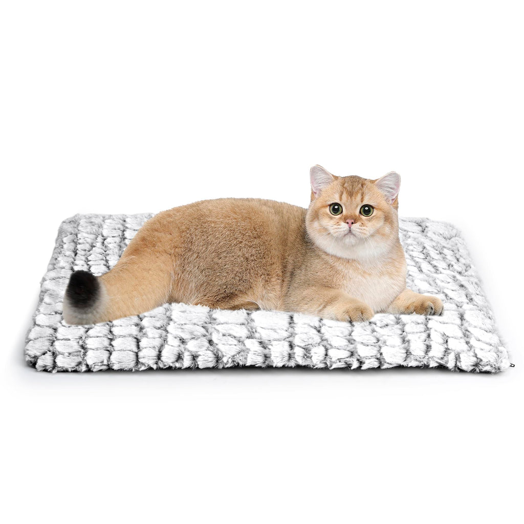 Cospaws Self-Heating Pet Pad – Washable White Thermal Blanket (60x45cm)
